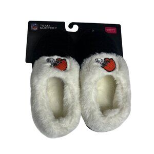 NFL Cleveland Browns Slippers Womens Small 5-6 New Plush Lining Black White